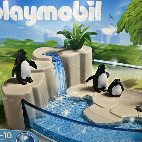 New PLAYMOBIL 5926 Vintage Zoo Penguin Exhibit Playset - Picture 3 of 7